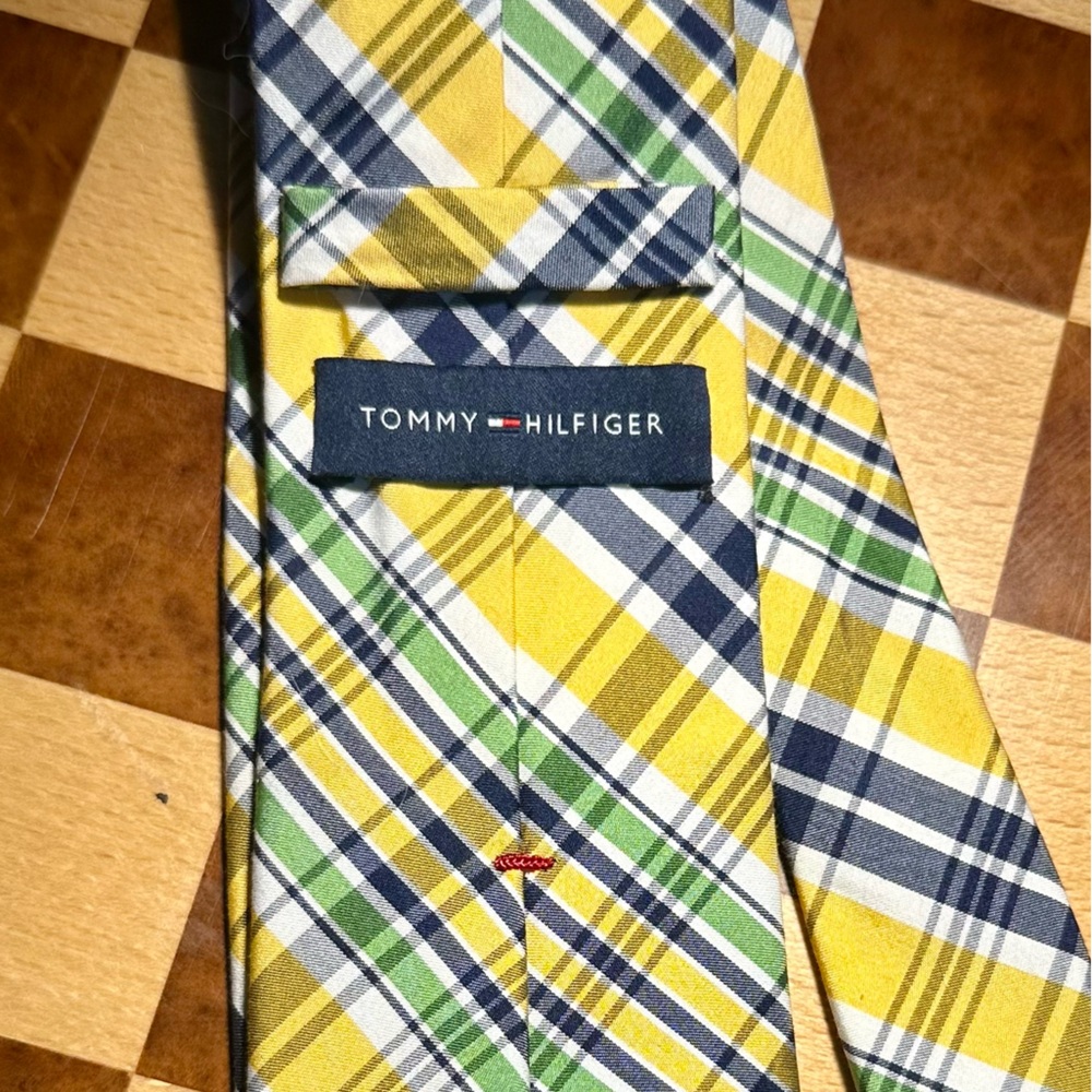 Tommy Hilfiger Yellow Plaid Tie – 100% Silk Colorful Classic - Picture 2 of 2